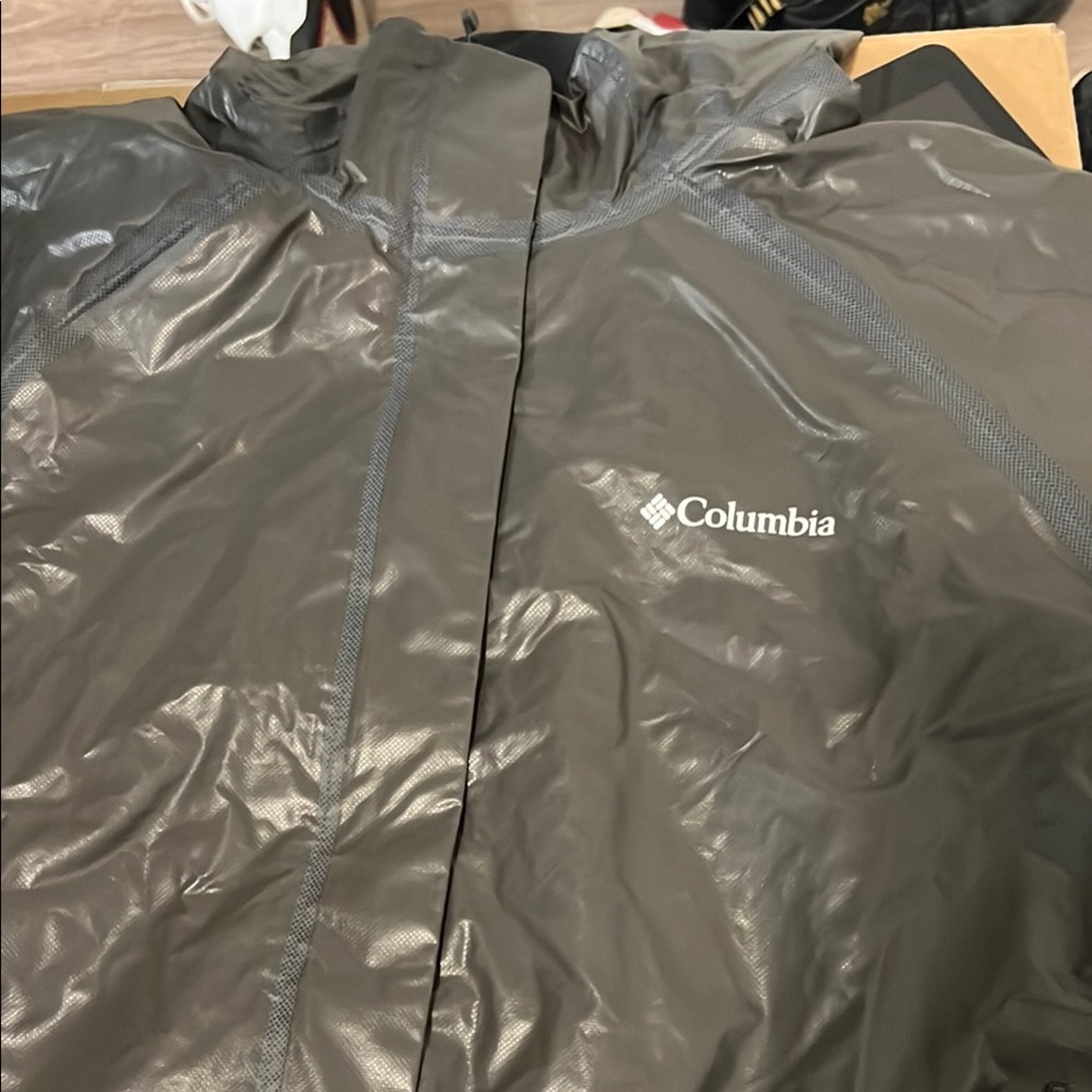 Columbia OutDry Waterproof Jacket – Women’s – Pre-Owned Size XL